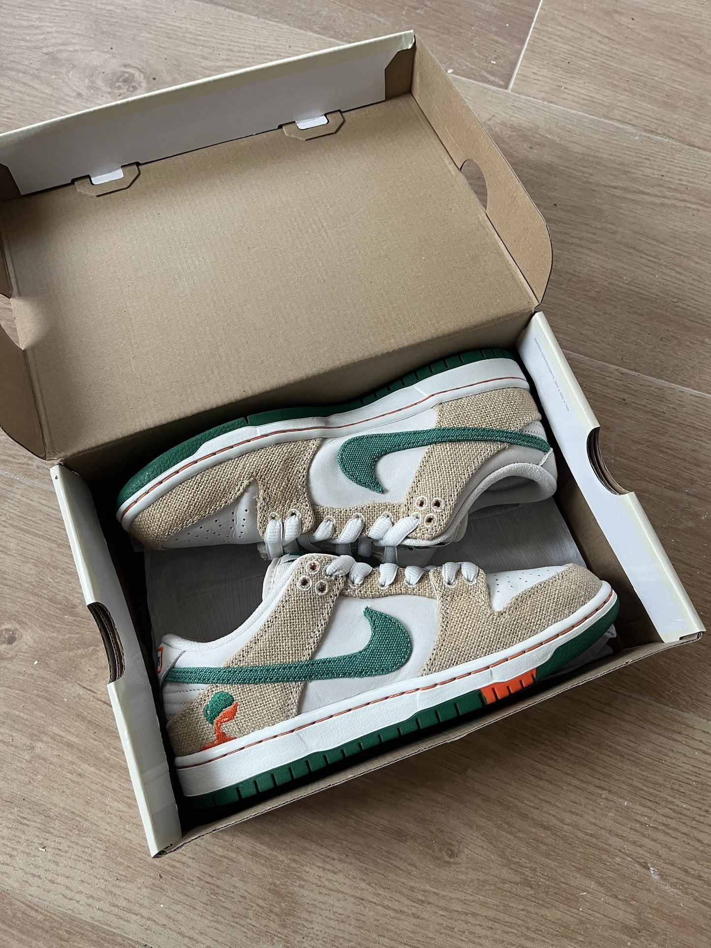 Nike SB Dunk Low Jarritos